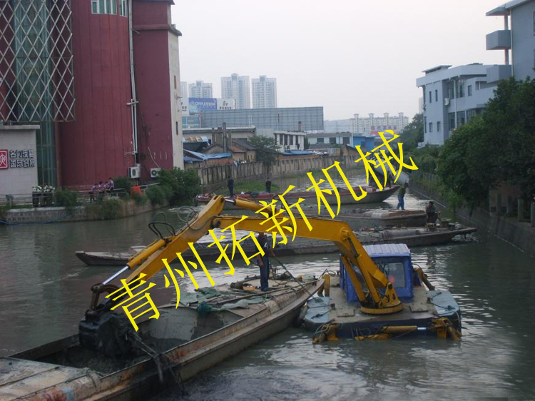 0.6水上挖掘机